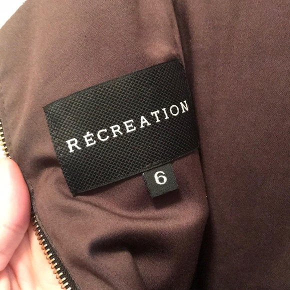 Women’s Dress - Picture 5 of 6